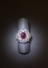 將圖片載入圖庫檢視器 Elegant Ruby Diamond Ring