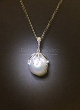 將圖片載入圖庫檢視器 South Sea Pearl Diamond Pendant