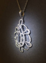 將圖片載入圖庫檢視器 Openwork Diamond Pendant