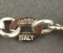 Load image into Gallery viewer, Elegant Diamond-Cut Ball Station Necklace