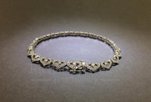 이미지를 갤러리 뷰어에 로드 , Heart Shape Diamond Bracelet