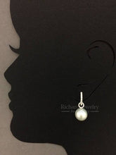 將圖片載入圖庫檢視器 Hoop Drop South Sea Pearl Earrings