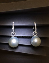 將圖片載入圖庫檢視器 Hoop Drop South Sea Pearl Earrings