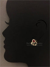 將圖片載入圖庫檢視器 Ruby & Diamond Open-space Wavy Earrings