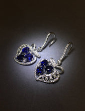 將圖片載入圖庫檢視器 Heart Shape Dangling Diamond Sapphire Earrings