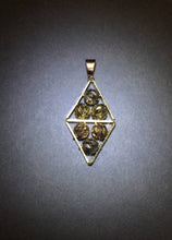 將圖片載入圖庫檢視器 3-Tone Diamond-Cut Ball Gold Pendant