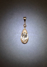 Load image into Gallery viewer, Vintage Style 3-Tone Brush Gold Pendant