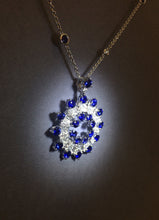 將圖片載入圖庫檢視器 Blue Sapphire Diamond  Pedant