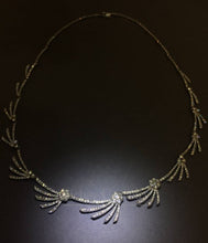 將圖片載入圖庫檢視器 Scalloped Diamond Necklace