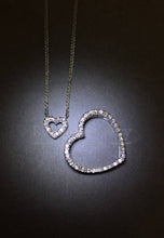 將圖片載入圖庫檢視器 Heart-in-Heart Diamond Pendant Necklace