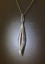 將圖片載入圖庫檢視器 Open-space Diamond Pendant