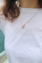 將圖片載入圖庫檢視器 2-Tone Brush Gold Diamond Pendant