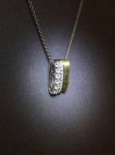 將圖片載入圖庫檢視器 2-Tone Brush Gold Diamond Pendant