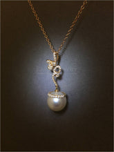 將圖片載入圖庫檢視器 South Sea Pearl Diamond Pendant