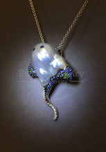 將圖片載入圖庫檢視器 Batoidea Pearl Pendant