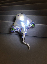 將圖片載入圖庫檢視器 Batoidea Pearl Pendant