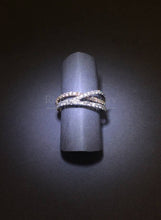 將圖片載入圖庫檢視器 Two-Tone Gold Open-Space Diamond Ring