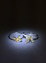 將圖片載入圖庫檢視器 Brilliant Yellow Diamond Rings