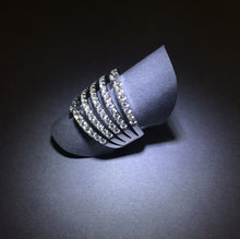 画像をギャラリービューアに読み込む, Open Space Multi-row Diamond Ring