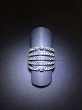 画像をギャラリービューアに読み込む, Open Space Multi-row Diamond Ring