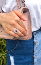 將圖片載入圖庫檢視器 Elegant Ruby Diamond Ring