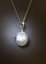 將圖片載入圖庫檢視器 South Sea Pearl Diamond Pendant