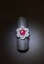 將圖片載入圖庫檢視器 Ruby and Diamond Floral Ring
