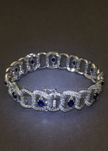 將圖片載入圖庫檢視器 Openwork Blue Sapphire Diamond Bracelet
