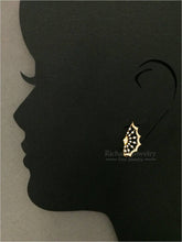Carica l&#39;immagine nel visualizzatore di Gallery, Fan Shape Diamond Earrings
