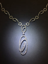 Carica l&#39;immagine nel visualizzatore di Gallery, Mulit-loop Drop Diamond Necklace
