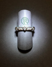 이미지를 갤러리 뷰어에 로드 , Princess-Cut Eternity Diamond Ring
