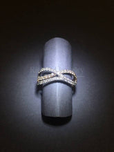 이미지를 갤러리 뷰어에 로드 , Two-Tone Gold Crisscross Diamond Ring
