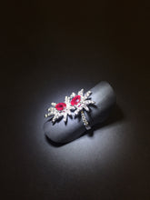 將圖片載入圖庫檢視器 Ruby Twin-Flower Diamond Ring
