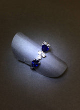 Carica l&#39;immagine nel visualizzatore di Gallery, Pear Shape Blue Sapphire Diamond Ring
